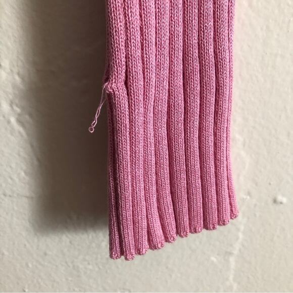 ❤️5/$25 SALE NWT Fashion Nova Kallan Knit Sweater Top Pink Ribbed V-Neck Shirt - Picture 2 of 7